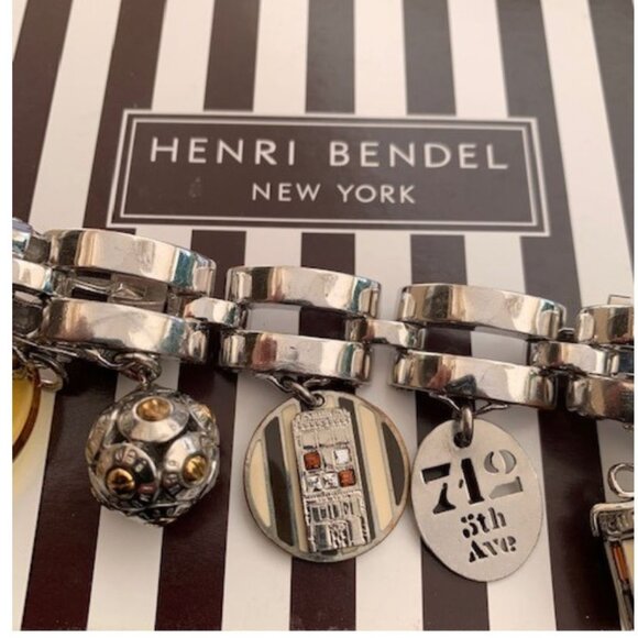 Henri Bendel Vintage Silver Link Six Charm Bracelet Rare - Picture 6 of 15